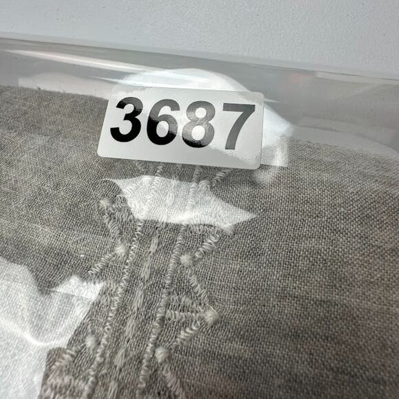 J Jill Top Womens Large Gray Embroidered Smocked 3/4 Length Sleeve Boho Preppy - Picture 14 of 14